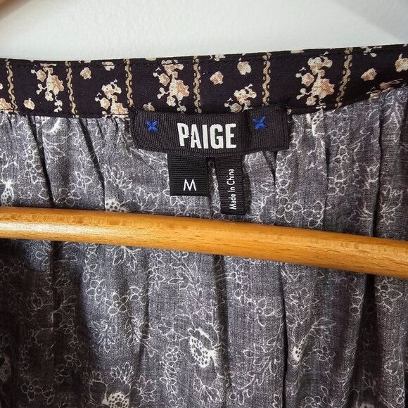 NWOT PAIGE FLORAL BOHO SPLIT V NECK LONGSLEEVES TOP SIZE M - Picture 11 of 15